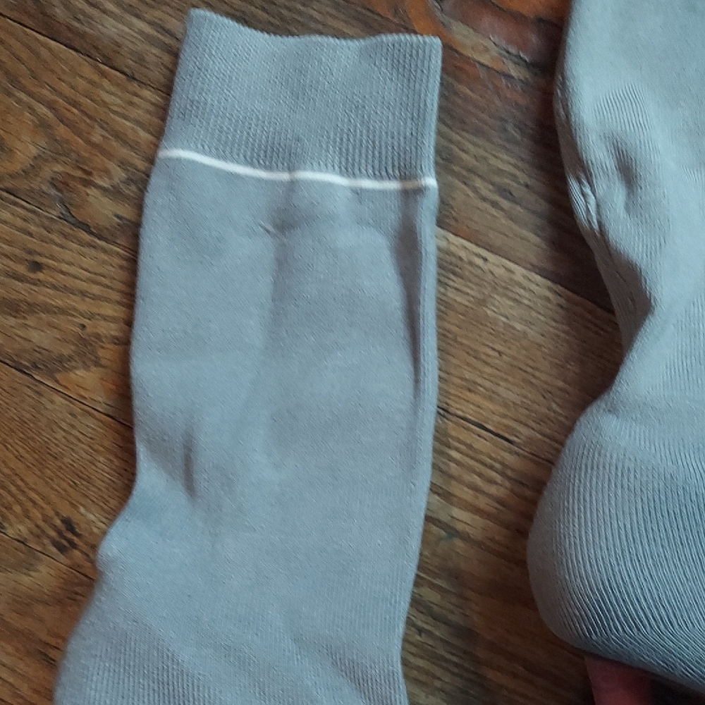 4 For $12 Cape Robbin Gray and Pink Heeled Boots Sleek Design - Picture 7 of 10